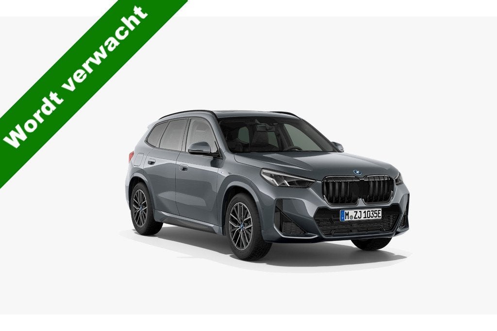 BMW X1 xDrive 25e 245 pk M-Sportpakket /Nieuw-Model/ BTW-Aut, Auto's, BMW, Gebruikt, Zwart, Leder en Stof, Origineel Nederlands