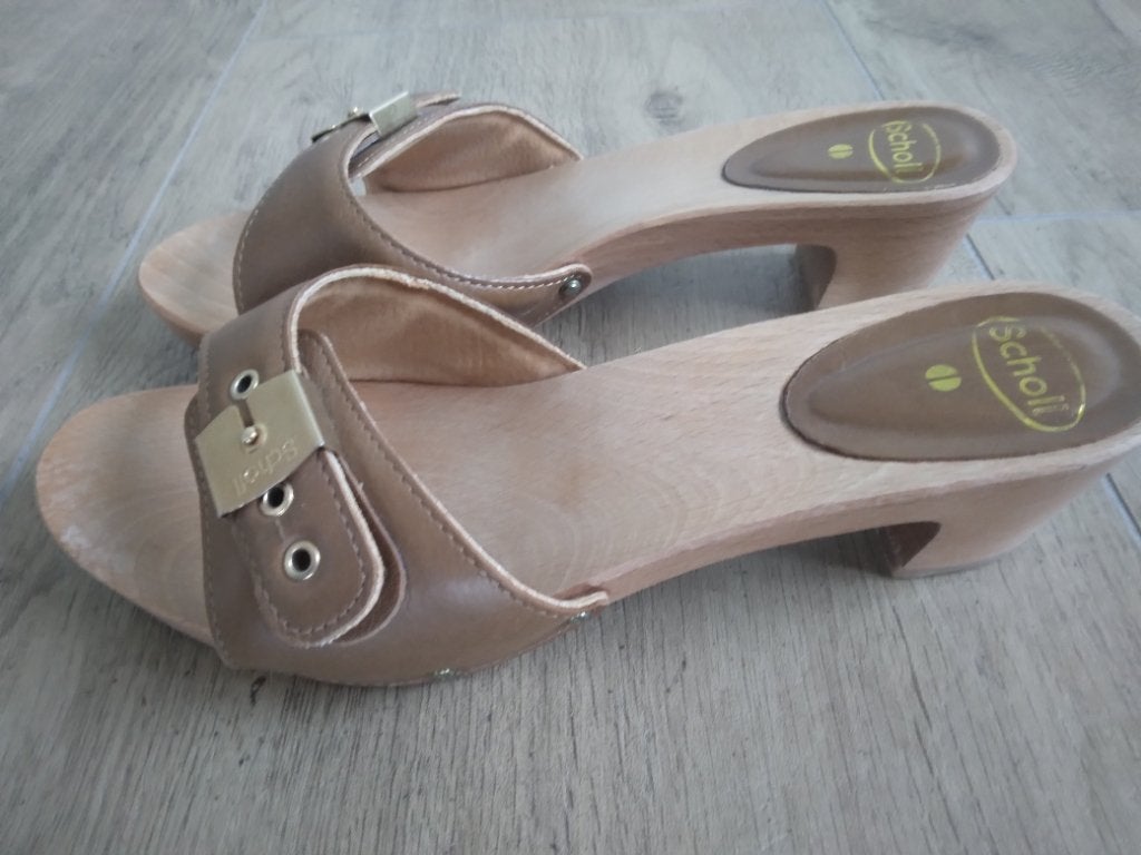 BIJNA NIEUW!!! Lage bruine lederen kleppers Scholl mt 40, Scholl, Bruin, Zo goed als nieuw, Sandalen of Muiltjes