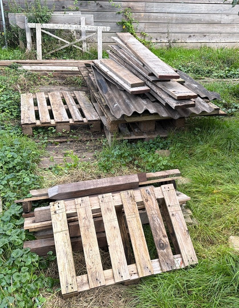 Gratis Diverse douglas rest hout, Doe-het-zelf en Verbouw, Ophalen, Zo goed als nieuw, 50 mm of meer, Pallet