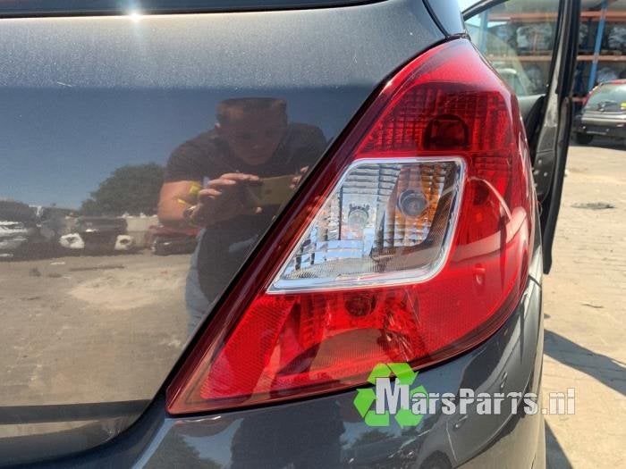 Achterlicht rechts van een Opel Corsa, Gebruikt, -, -, Opel