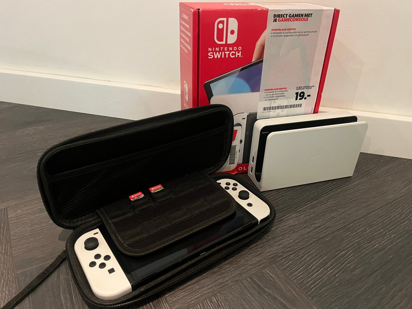 Nintendo Switch Oled met Games Mario Kart / Luigis Mansion 3, Spelcomputers en Games, Spelcomputers | Nintendo Switch, Met games