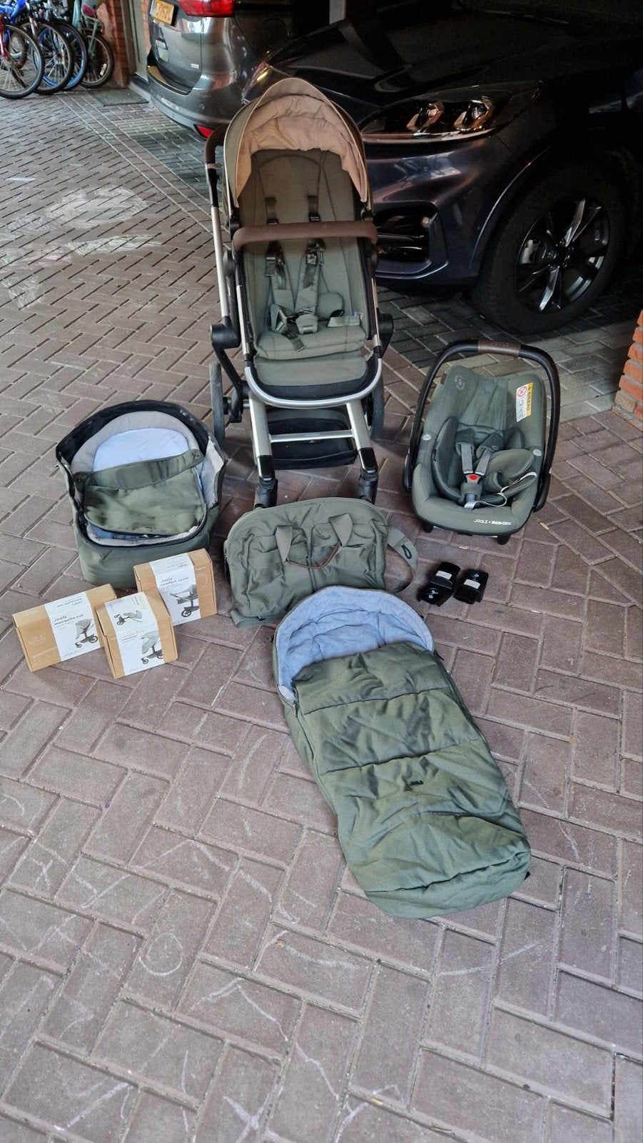 Zeer nette Joulz kinderwagen met veel accessoires!, Ophalen, Zo goed als nieuw, Overige merken