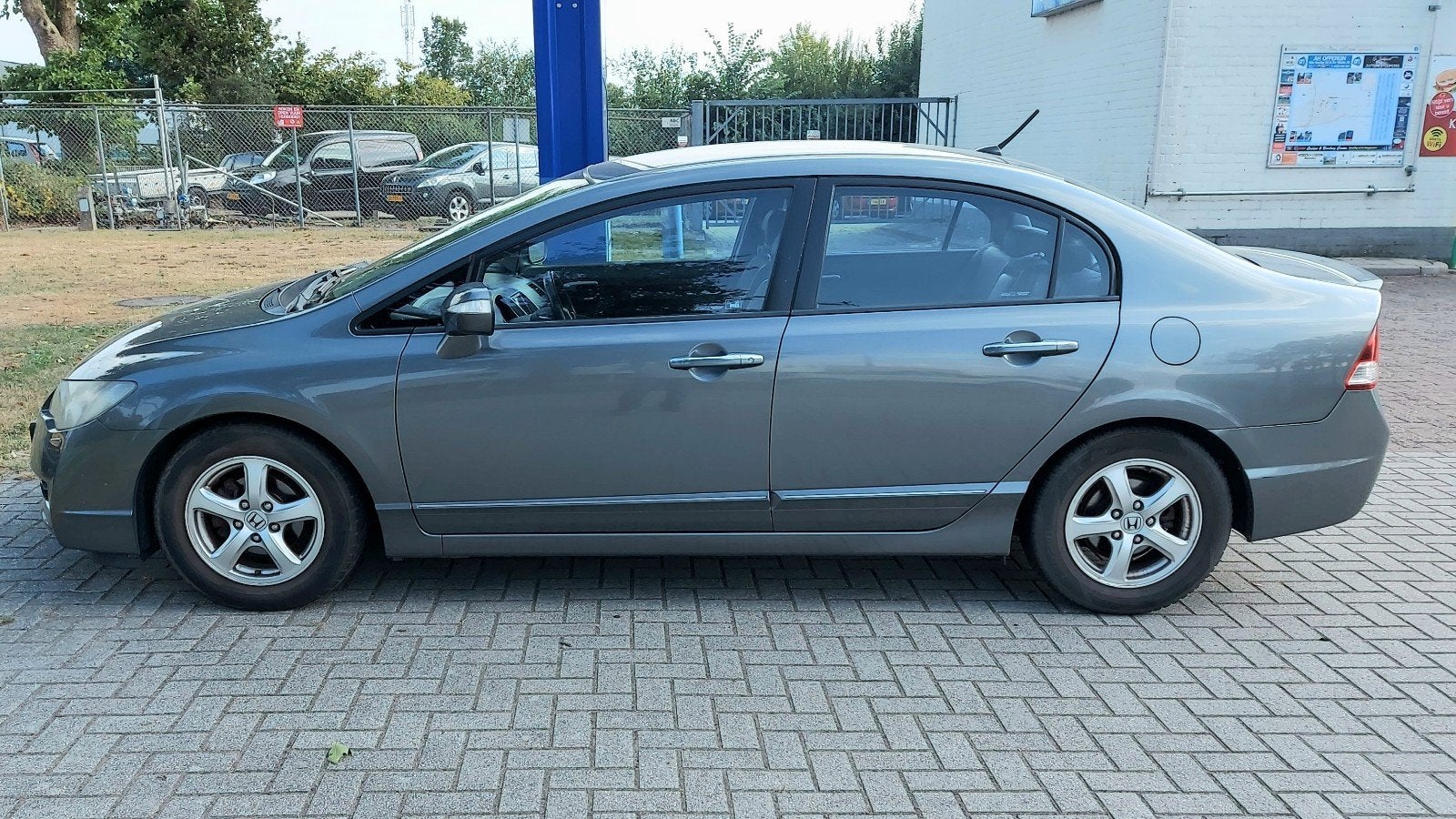 Nap!!Honda Civic 1.3 Vtec Hybrid. zeer luxe uitvoering!!, Zwart, Bedrijf, Hybride Elektrisch/Benzine, 22 km/l
