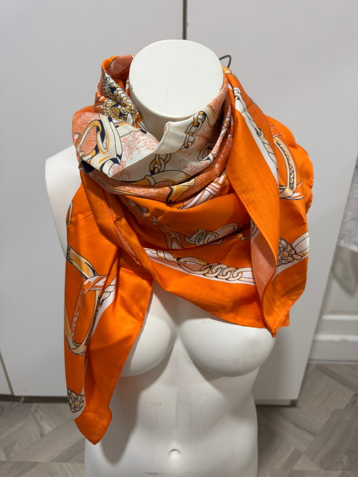 Sjaal 50% mondal 50% viscose, Verzenden, Nieuw, Maat 46/48 (XL) of groter, Sjaal