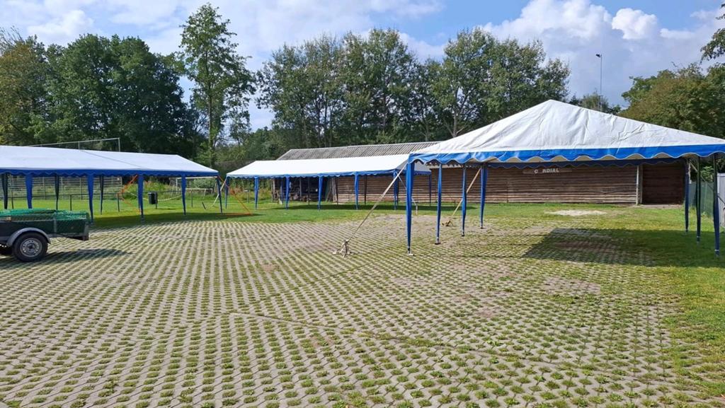 Tenten te huur, Ophalen, 8 meter of meer