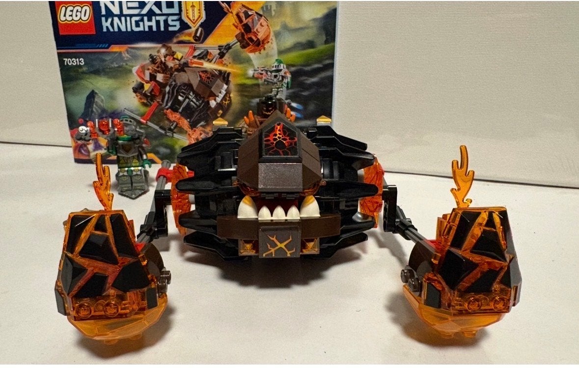 LEGO NEXO KNIGHTS Moltor's Lavabeuker (70313), Inclusief minifiguren, Overige thema's, Lego, Ophalen of Verzenden