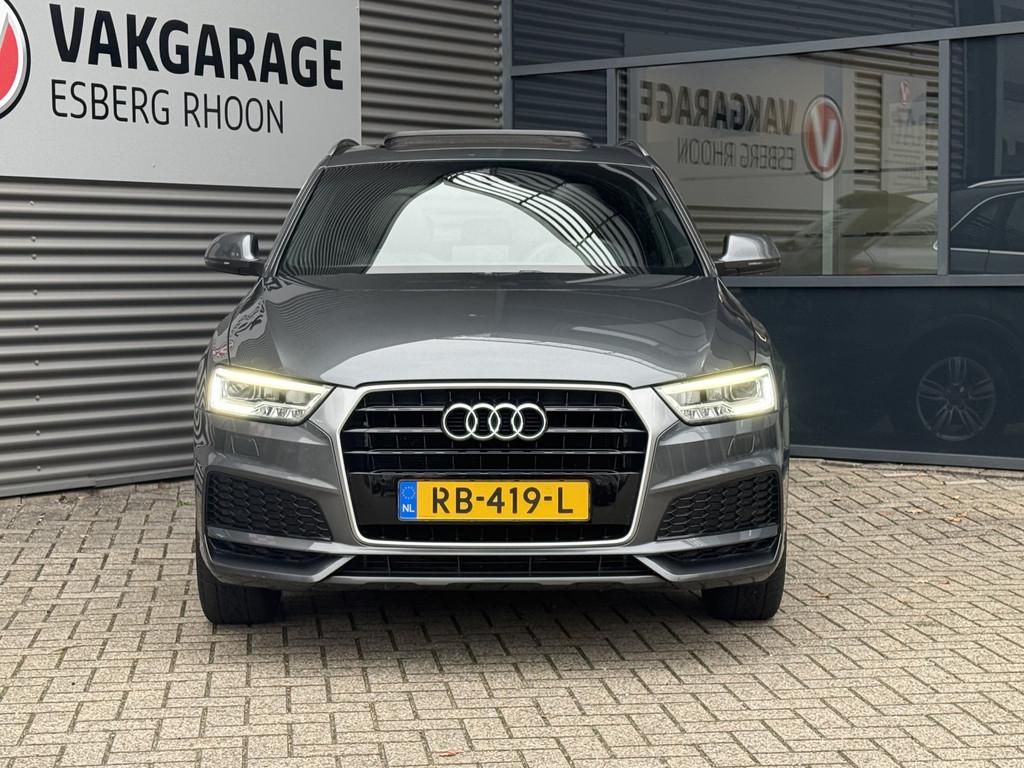 Audi Q3 1.4 TFSI CoD Sport S Line Edition 2XS-LINE,PANO,NAV/, 12 maanden, 1380 kg, 4 cilinders, SUV of Terreinwagen