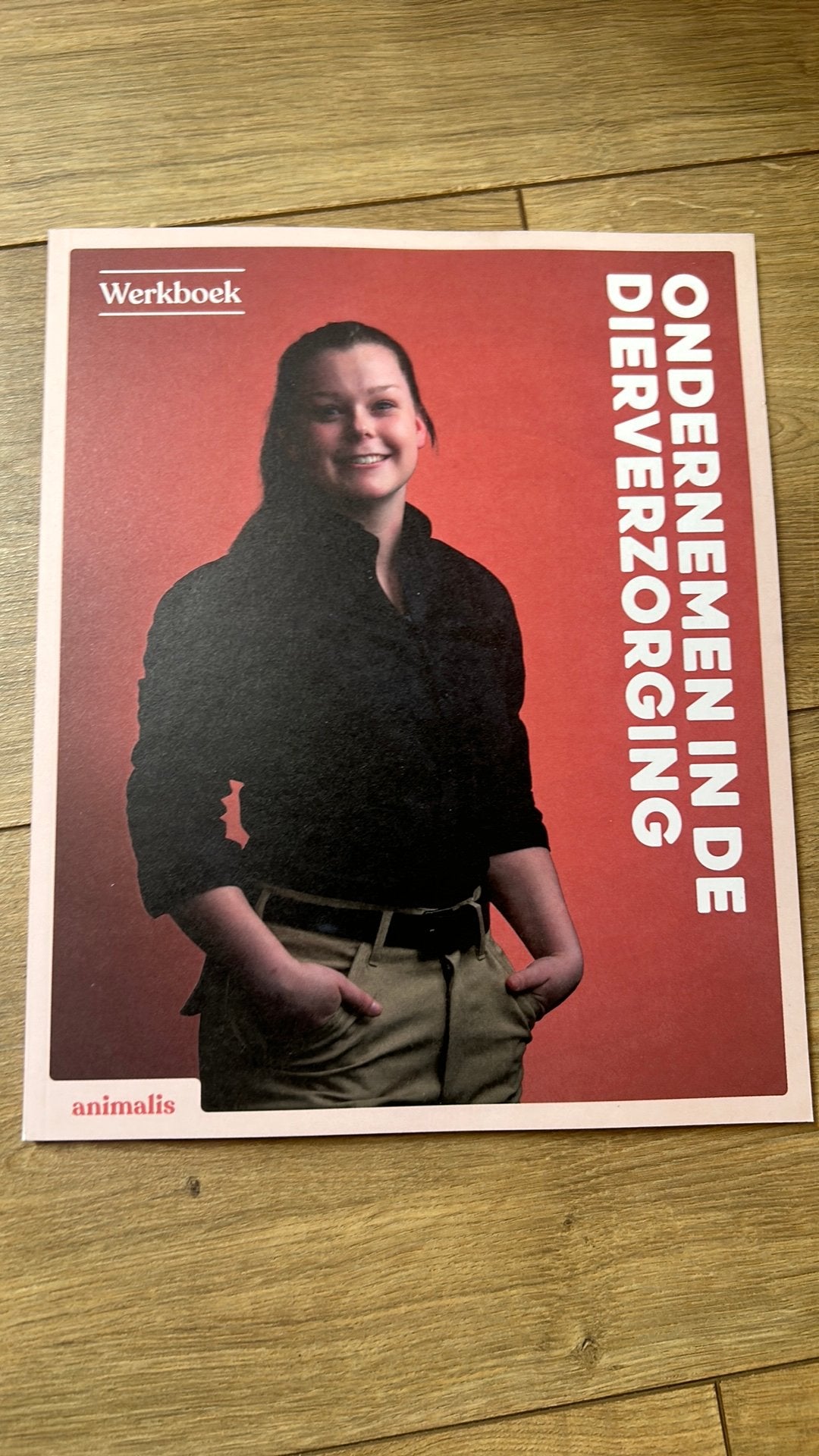 Ondernemen in de dierverzorging - werkboek - animalis, Ophalen of Verzenden, Zo goed als nieuw, Overige niveaus
