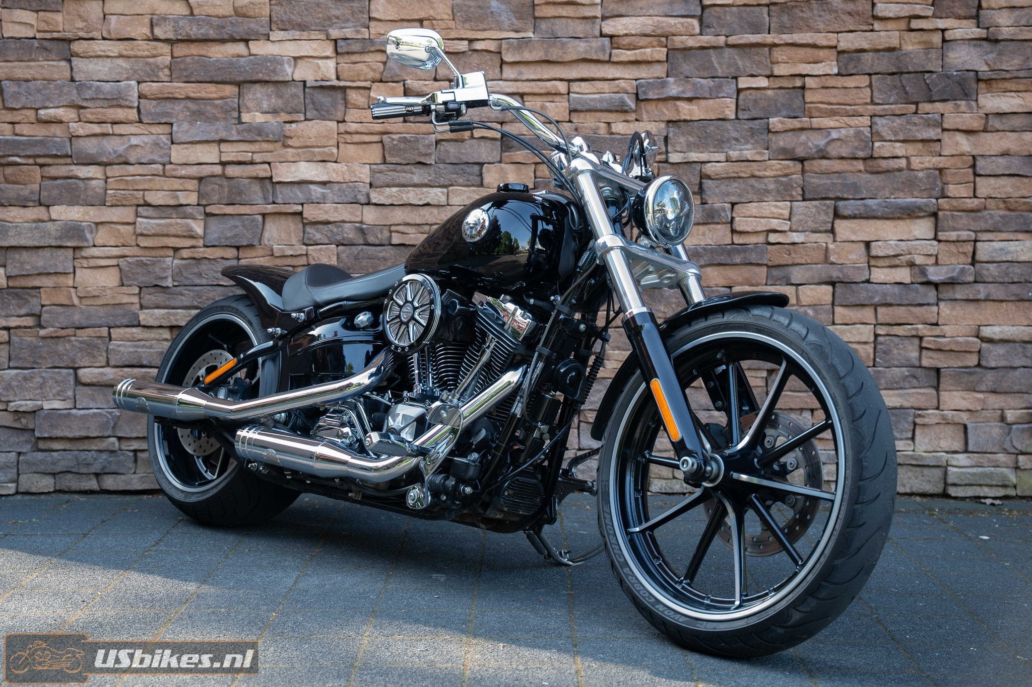 Harley-Davidson FXSB Breakout Softail 103 5HD (bj 2013), Motoren, 1690 cc, Info@harley-davidson.com, Chopper, Bedrijf