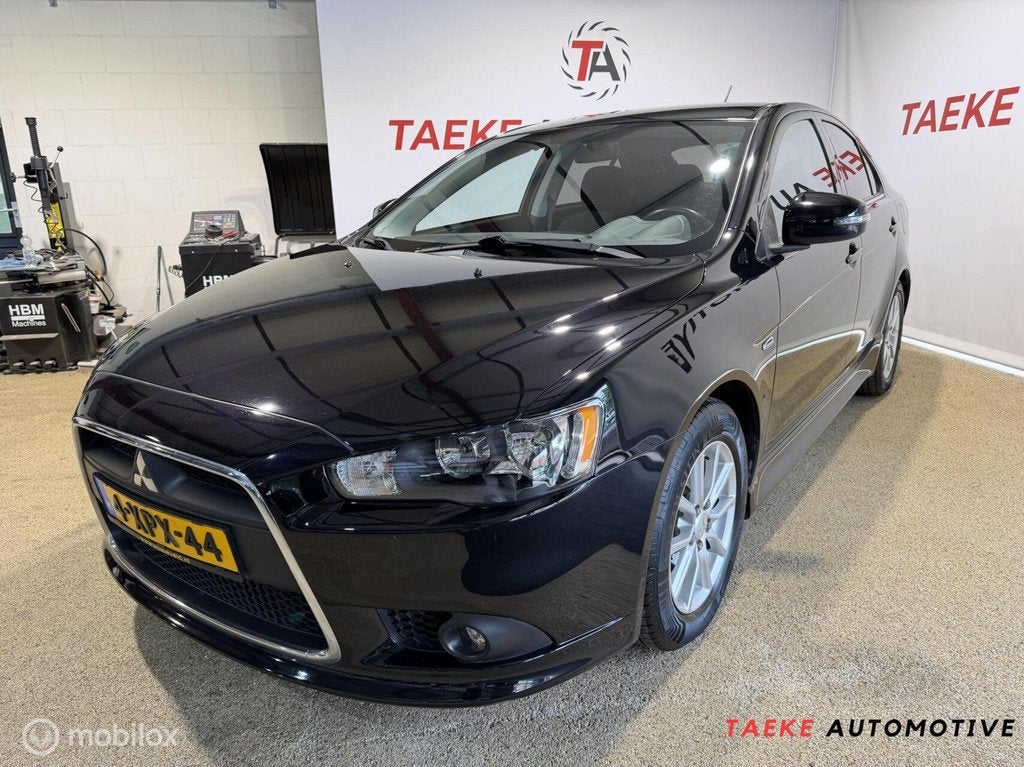 Mitsubishi Lancer Sportback 1.6 Limited Edition Clima/Nap, Auto's, Mitsubishi, Voorwielaandrijving, Euro 5, Stof, Gebruikt