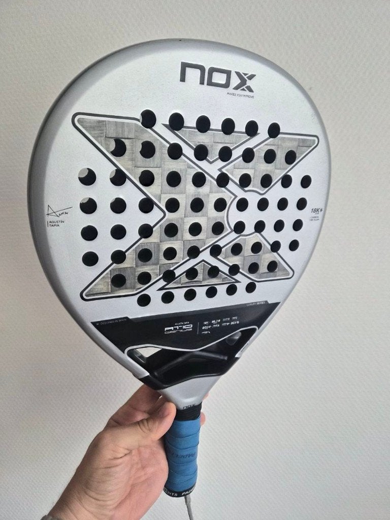Nox AT10 Genius Attack 18K+ Padelracket, Sport en Fitness, Padel, Ophalen of Verzenden, Gebruikt, Padelracket