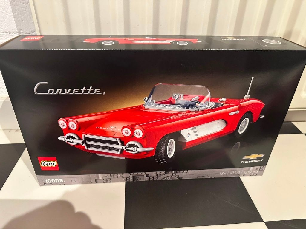 Lego Icons - Corvette (nummer 10321), Kinderen en Baby's, Speelgoed | Duplo en Lego, Lego, Nieuw, Ophalen of Verzenden, Ideas