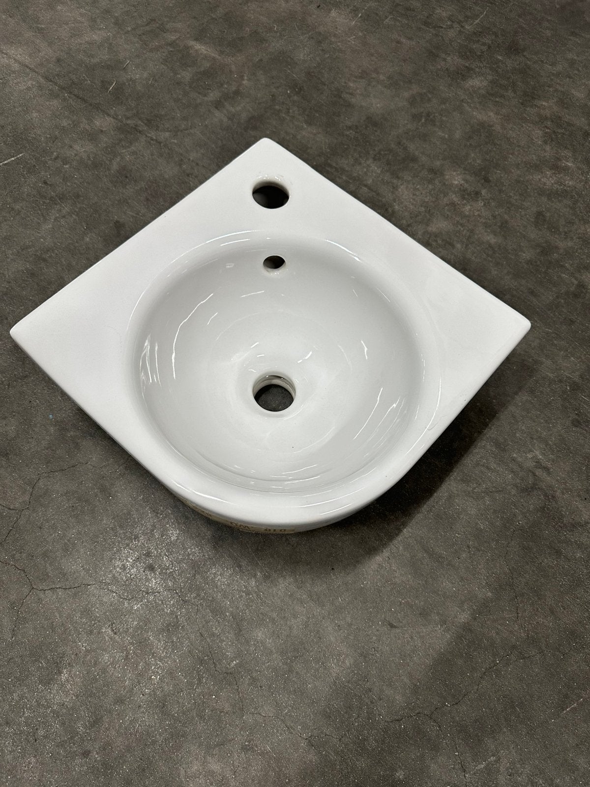 Wasbakje ( nieuw ), Zo goed als nieuw, Minder dan 100 cm, Wasbak of Wastafel, 25 tot 50 cm
