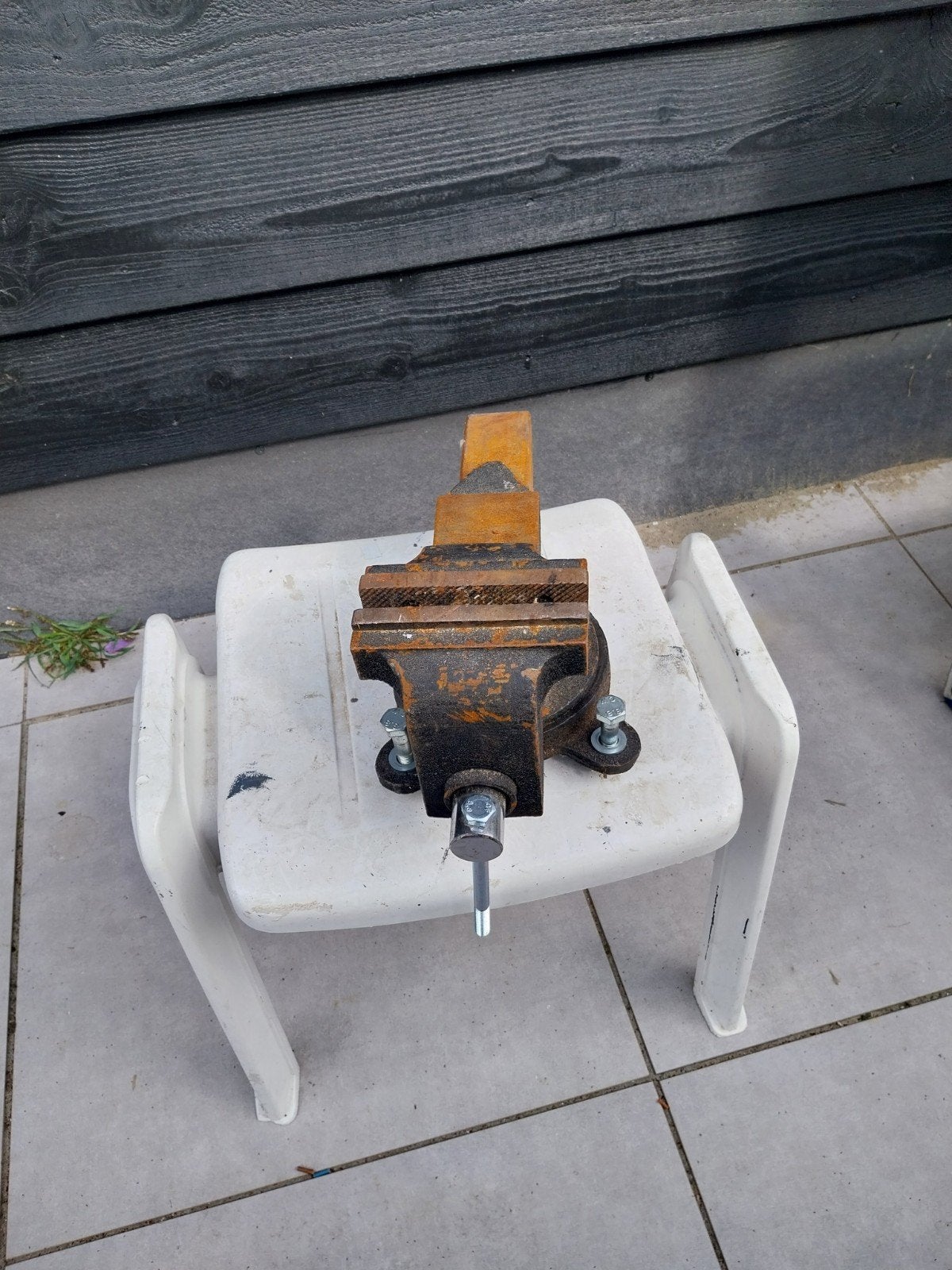 degelijke bankschroef, Ophalen of Verzenden, Gebruikt, Minder dan 70 cm, Bankschroef