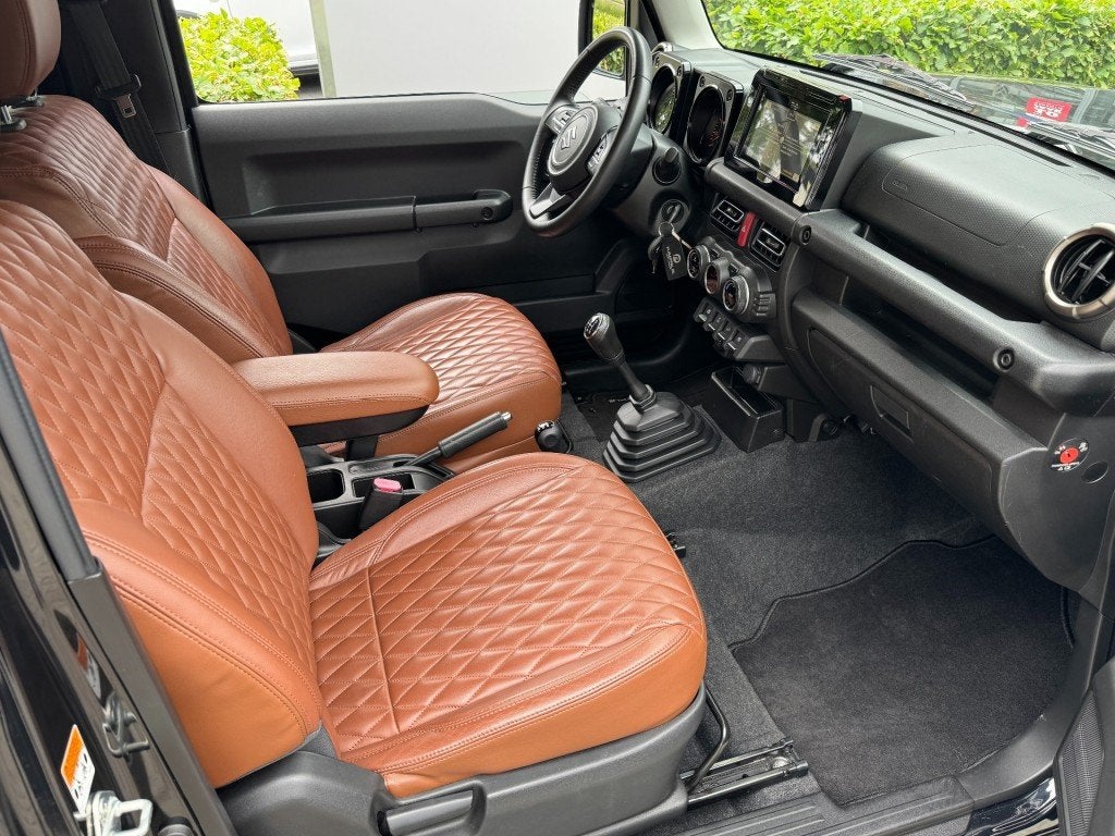 Suzuki JIMNY 1.5 Stijl AllGrip (4x4) 4-persoons Navigatie/Le, Auto's, 15 km/l, Gebruikt, Euro 6, 4 cilinders