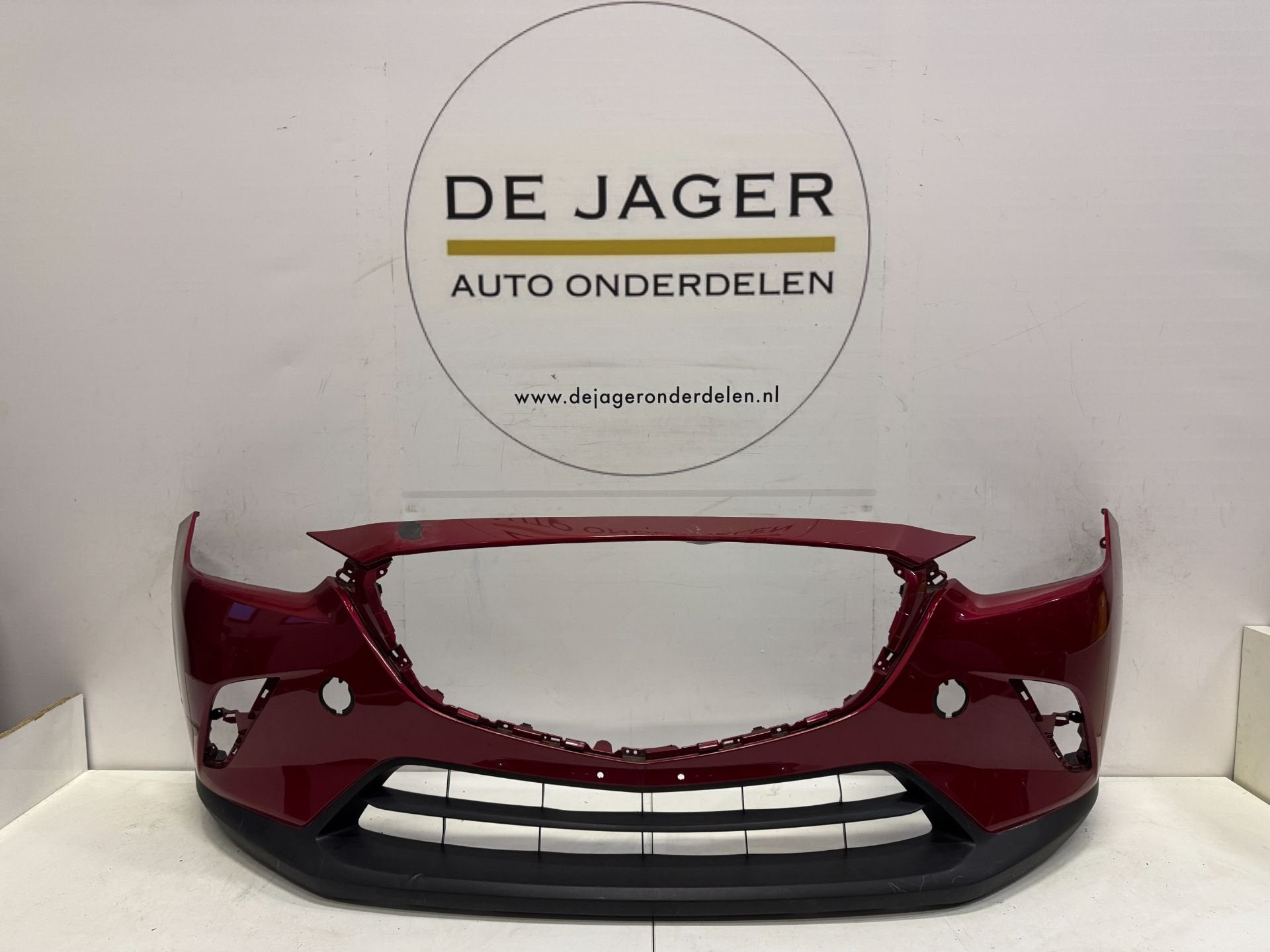 MAZDA CX3 CX-3 VOORBUMPER BUMPER ORIGINEEL D10J-50031, Auto-onderdelen, Carrosserie en Plaatwerk, Gebruikt, Shinchi, Fuchu-Cho 3-1
730-8670  Hiroshima