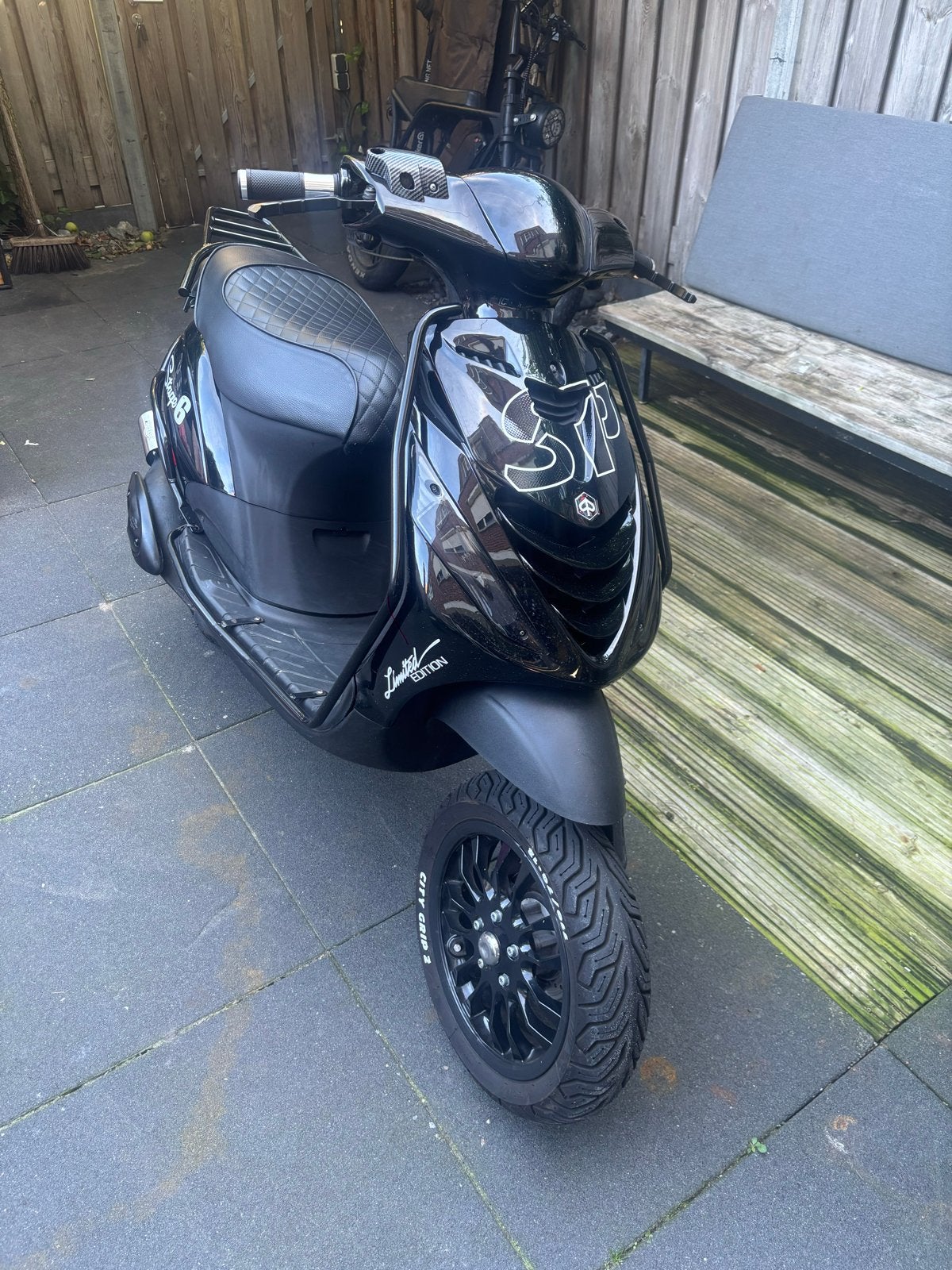 Piaggio Zip 2 takt, Ophalen, Maximaal 45 km/u, Zip, Zo goed als nieuw