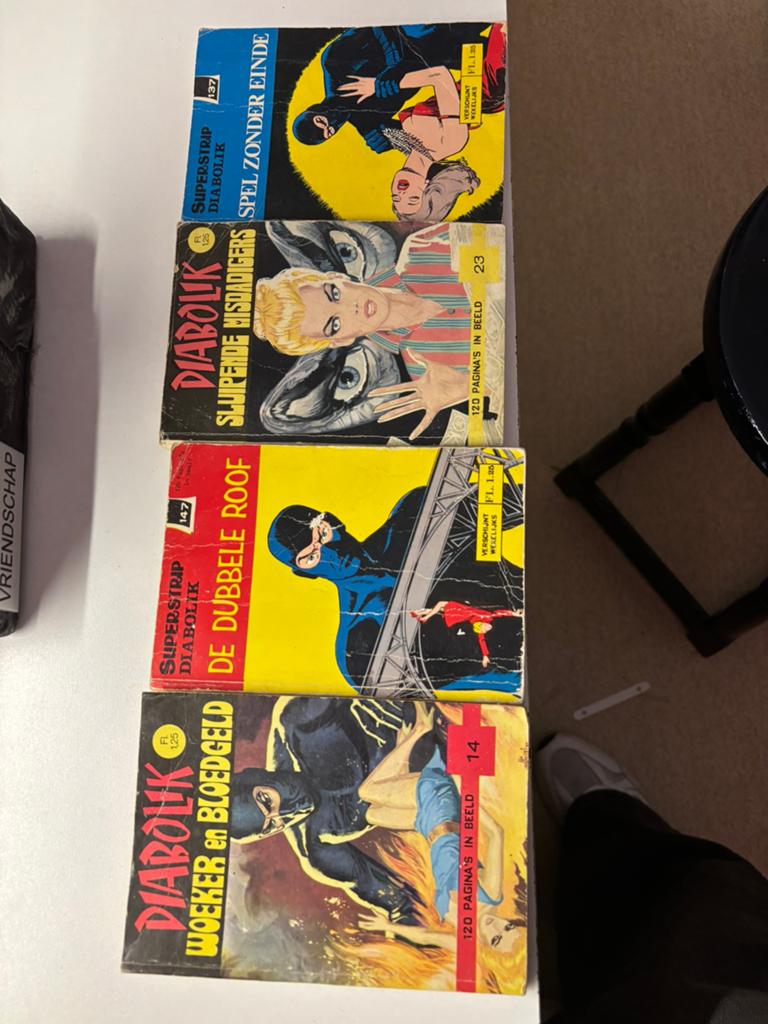 Diabolik Superstrip Stripboeken - Vintage Collectie, Boeken, Stripboeken, Meerdere stripboeken, Ophalen, Gelezen