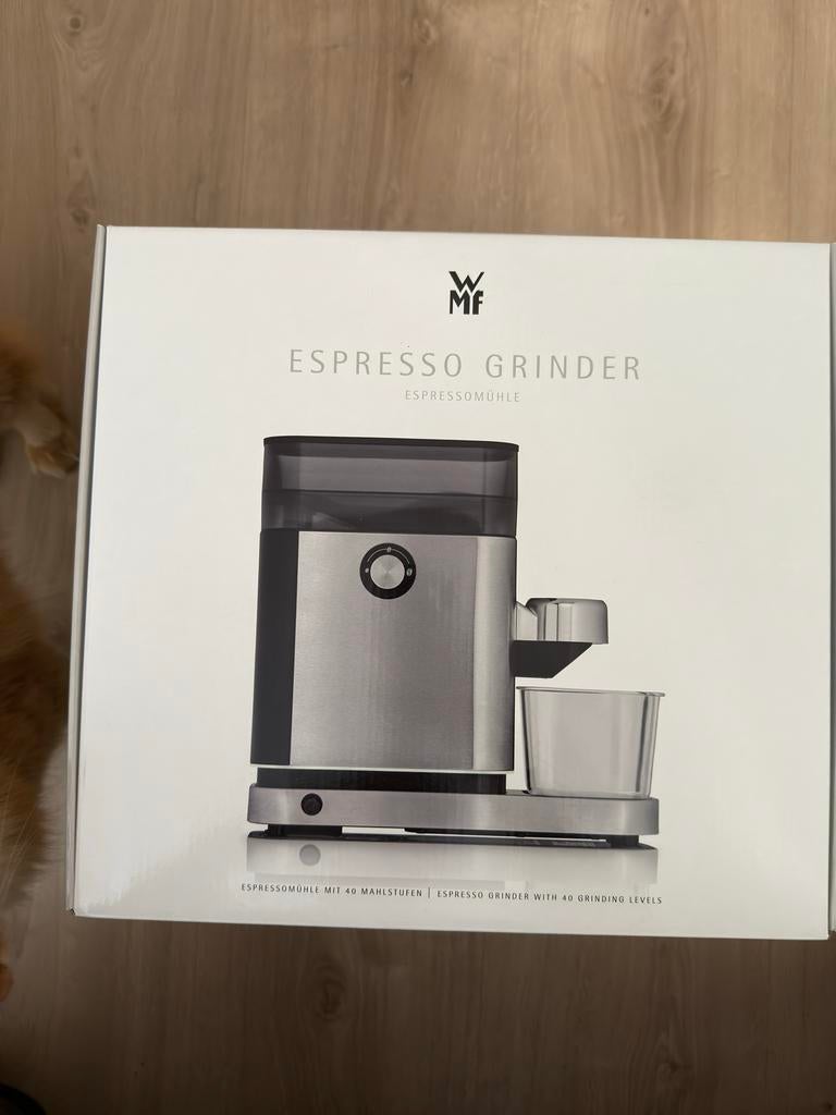 WMF Lumero Espressomachine en Espresso Grinder Set, Witgoed en Apparatuur, Koffiezetapparaten, Afneembaar waterreservoir, Gemalen koffie