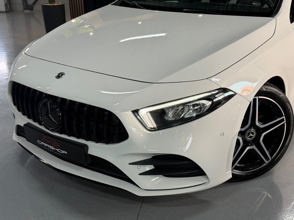 Mercedes-Benz A-klasse 200 Business AMG PANO/WITLEER/SFEER, Automatische klimaatregeling, Gebruikt, 4 cilinders, Leder