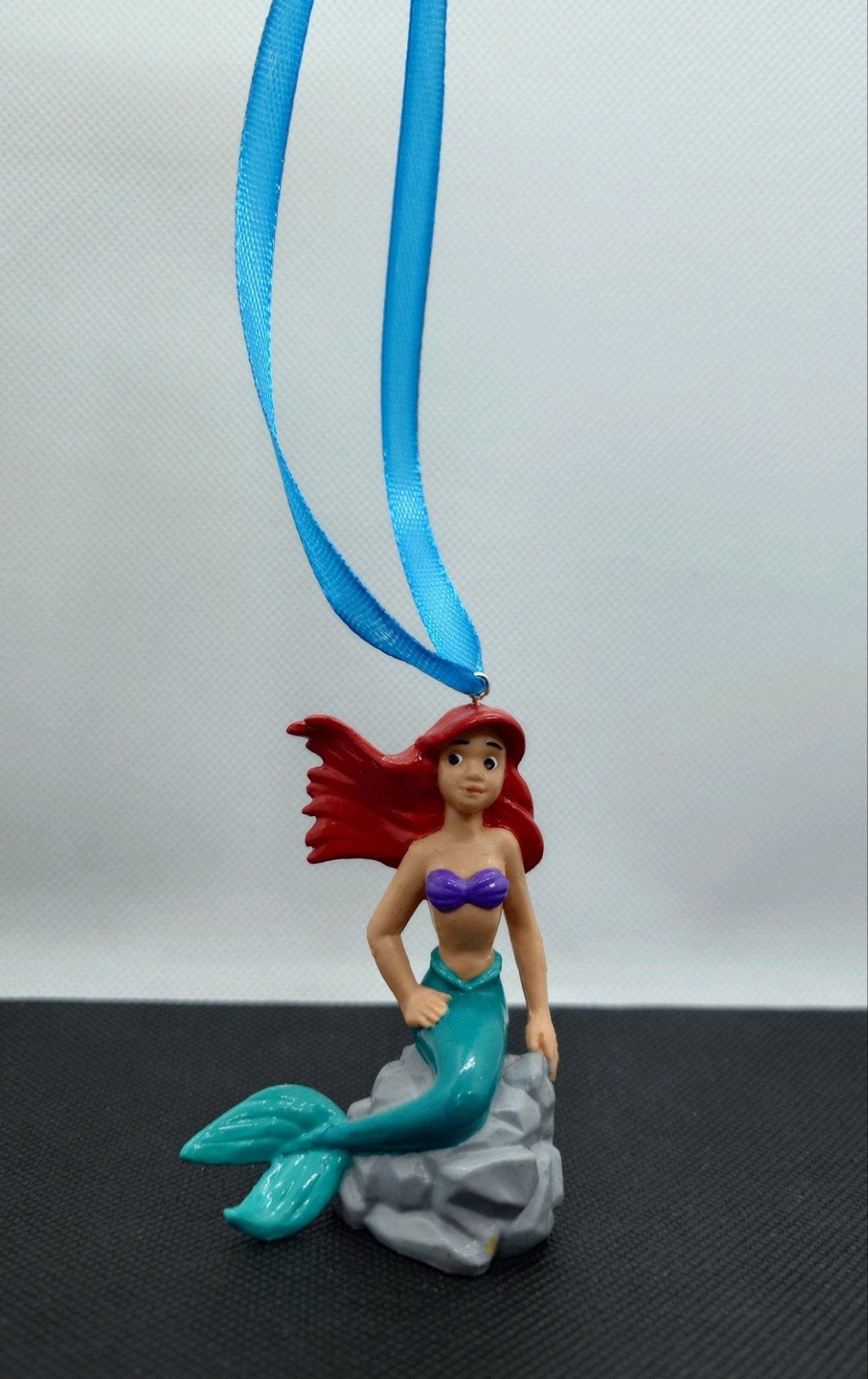 Disney prinses Ariël kerst ornament hanger kerstbal, Ophalen of Verzenden, Pocahontas of Kl. Zeemeermin, Zo goed als nieuw