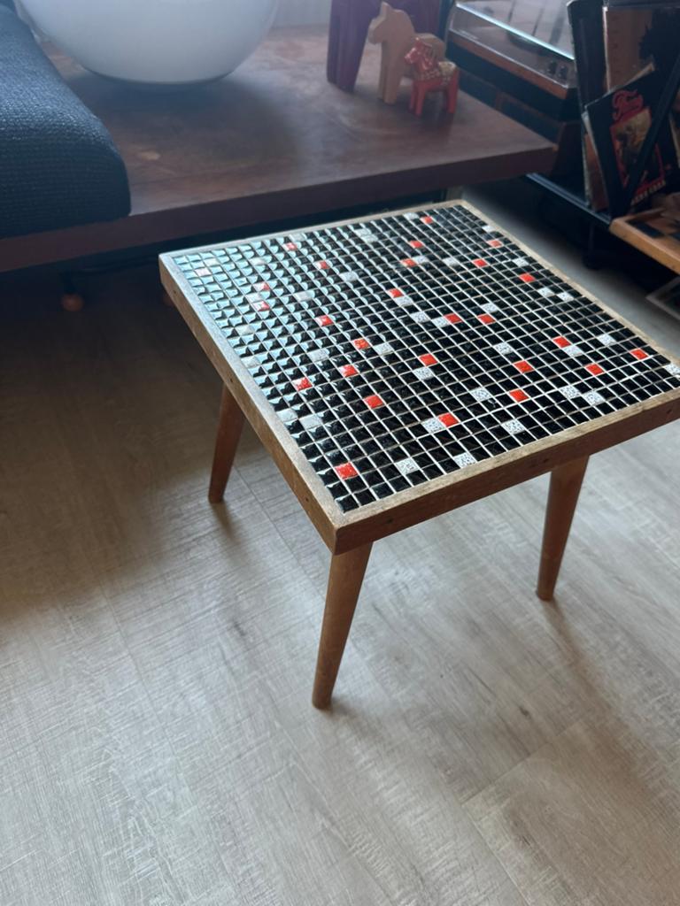 Bijzettafeltje mozaïek vintage, Ophalen of Verzenden, Zo goed als nieuw, Rond, Minder dan 55 cm