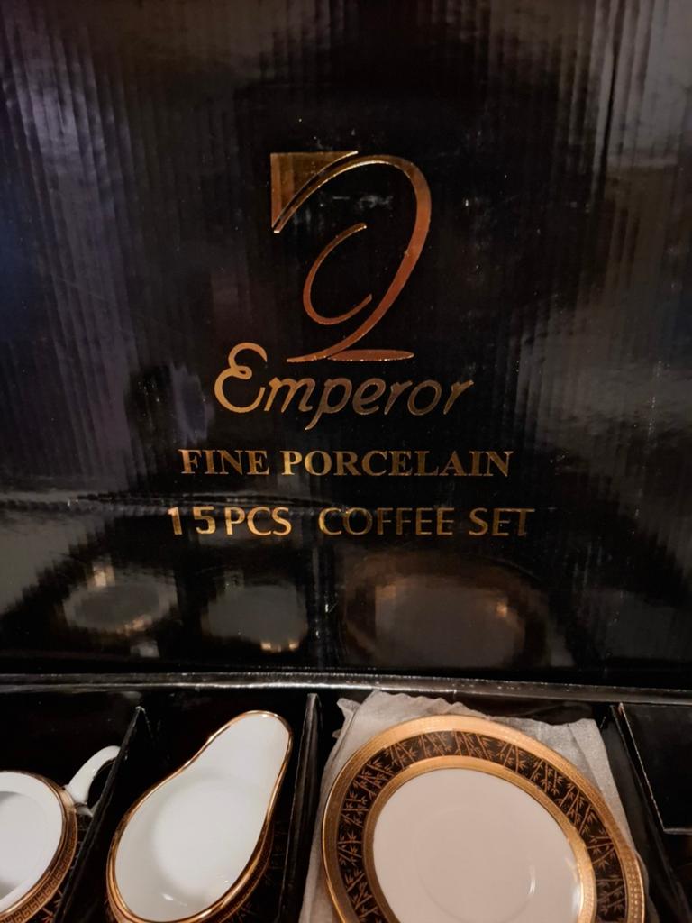 Mooi mocca servies in luxe doos nieuw, Ophalen of Verzenden, Nieuw, Overige stijlen