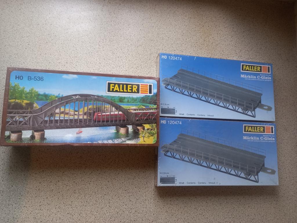 3 stuks Faller HO bruggen Alles Nieuw gesaeld in doos, Hobby en Vrije tijd, Modeltreinen | H0, Ophalen of Verzenden, Nieuw, Brug, Tunnel of Gebouw