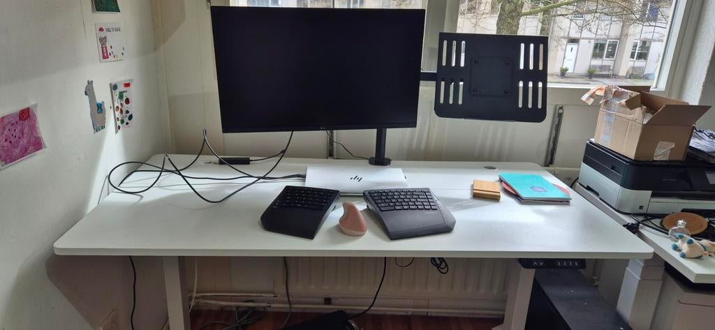 Wit zit-sta bureau electric., Ophalen, Elektrisch