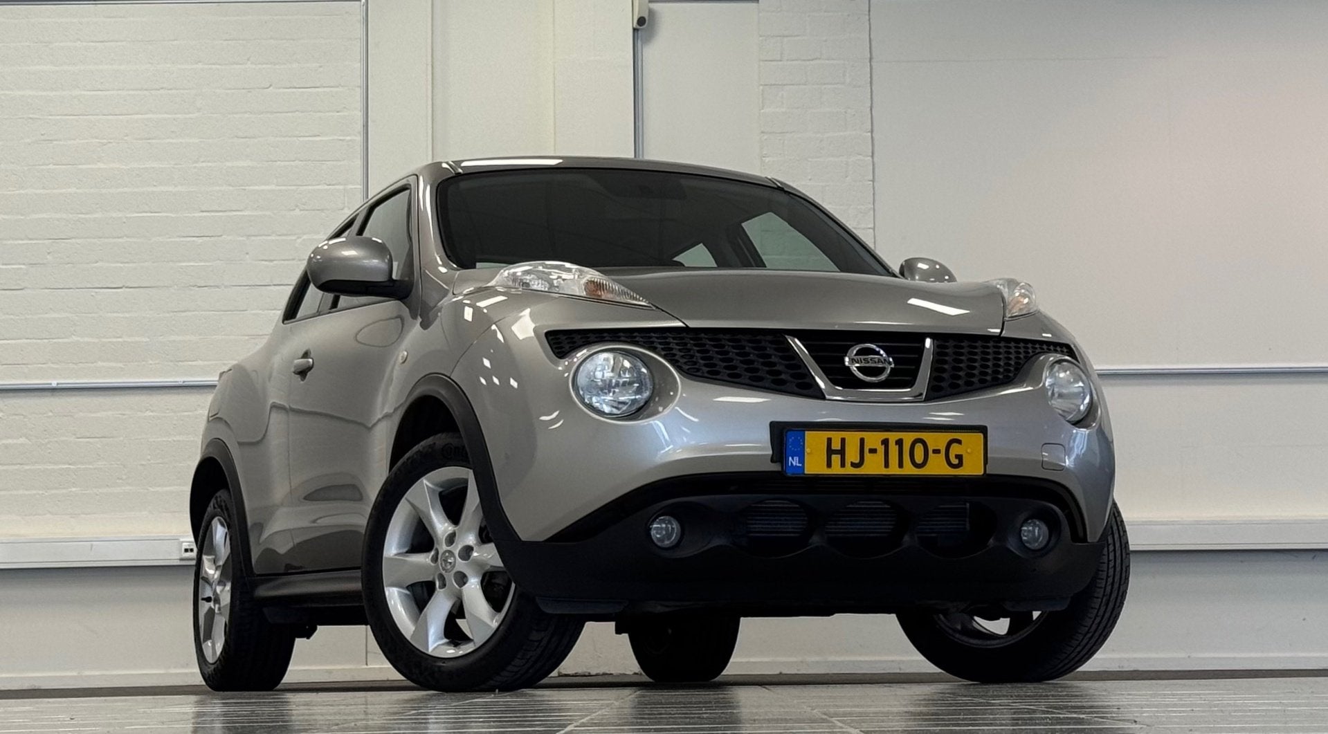 Nissan Juke 1.6i 16V Acenta Clima Navigatie Mooi!, Voorwielaandrijving, Euro 5, Stof, Zwart