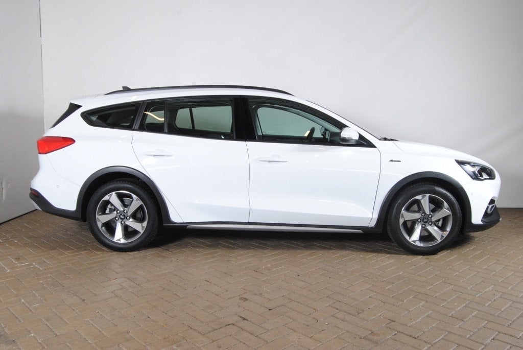 Ford FOCUS Wagon 1.0 EcoB. Active (bj 2020), 125 pk, Gebruikt, Euro 6, 1283 kg