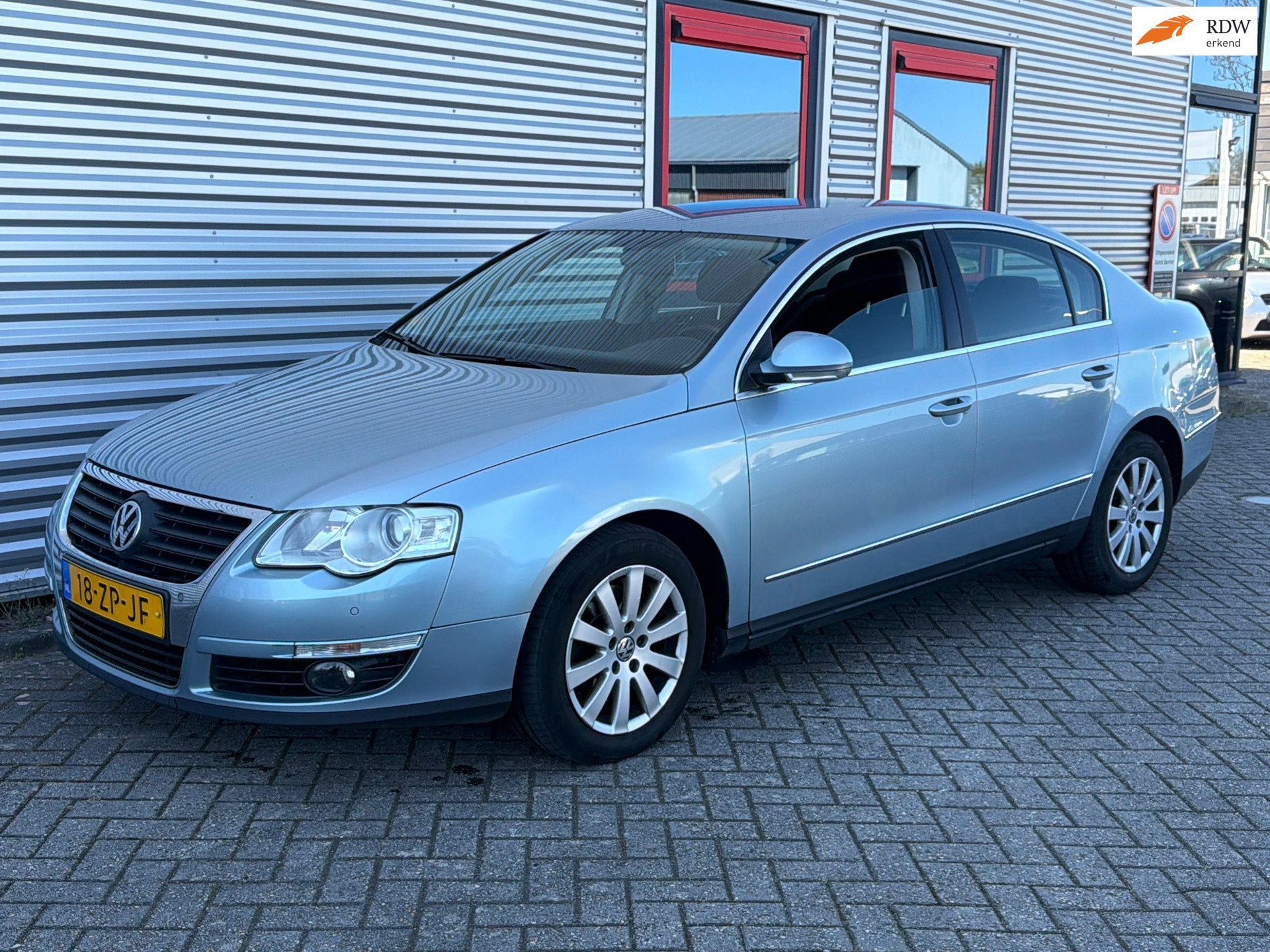 Volkswagen Passat 2.0 TDI Comfortline Sedan, Voorwielaandrijving, Stof, Zwart, 4 cilinders