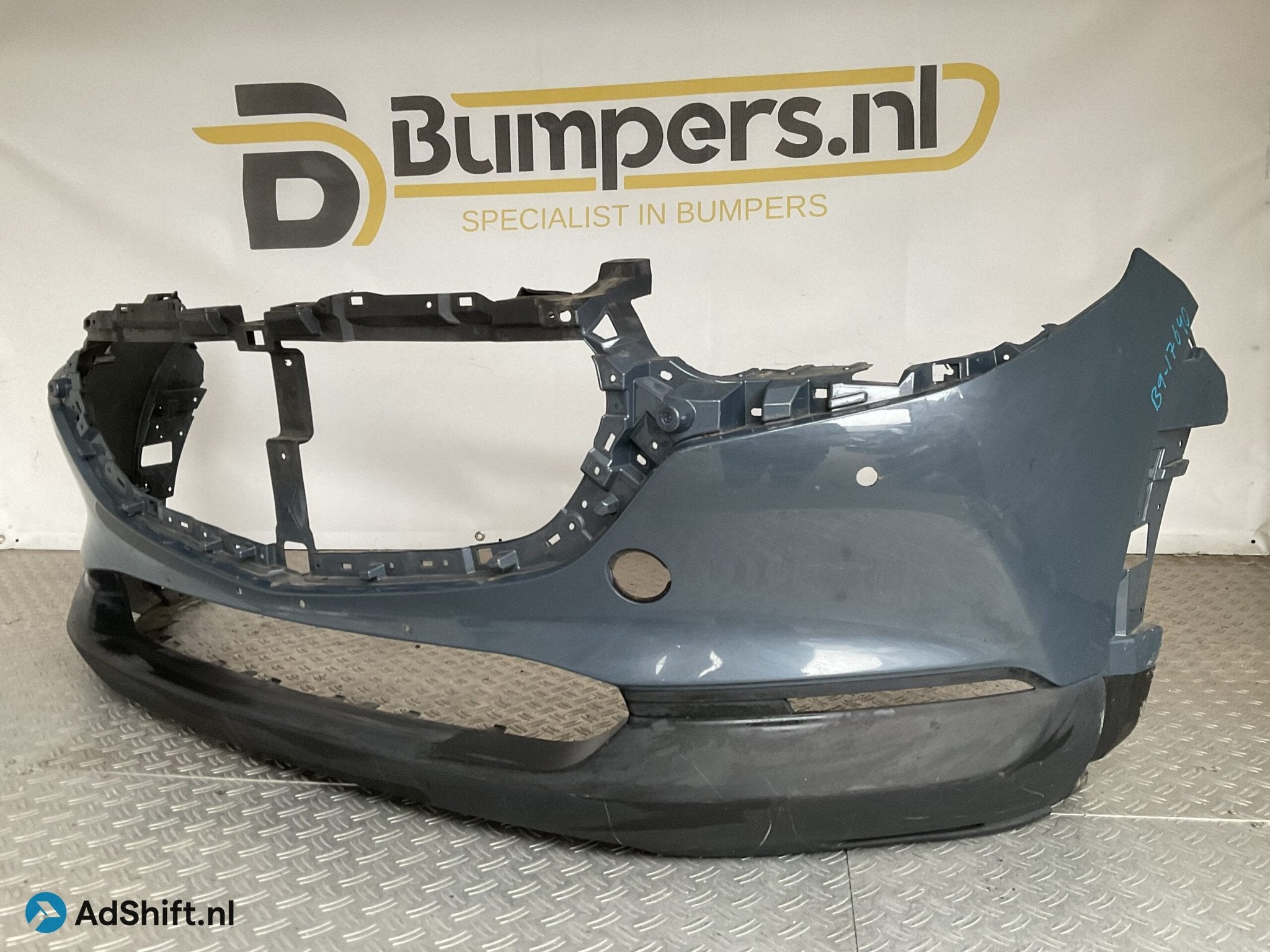 Bumper Mazda CX30 CX-30 DFR5-50031 Voorbumper B9-17640z, Bumper