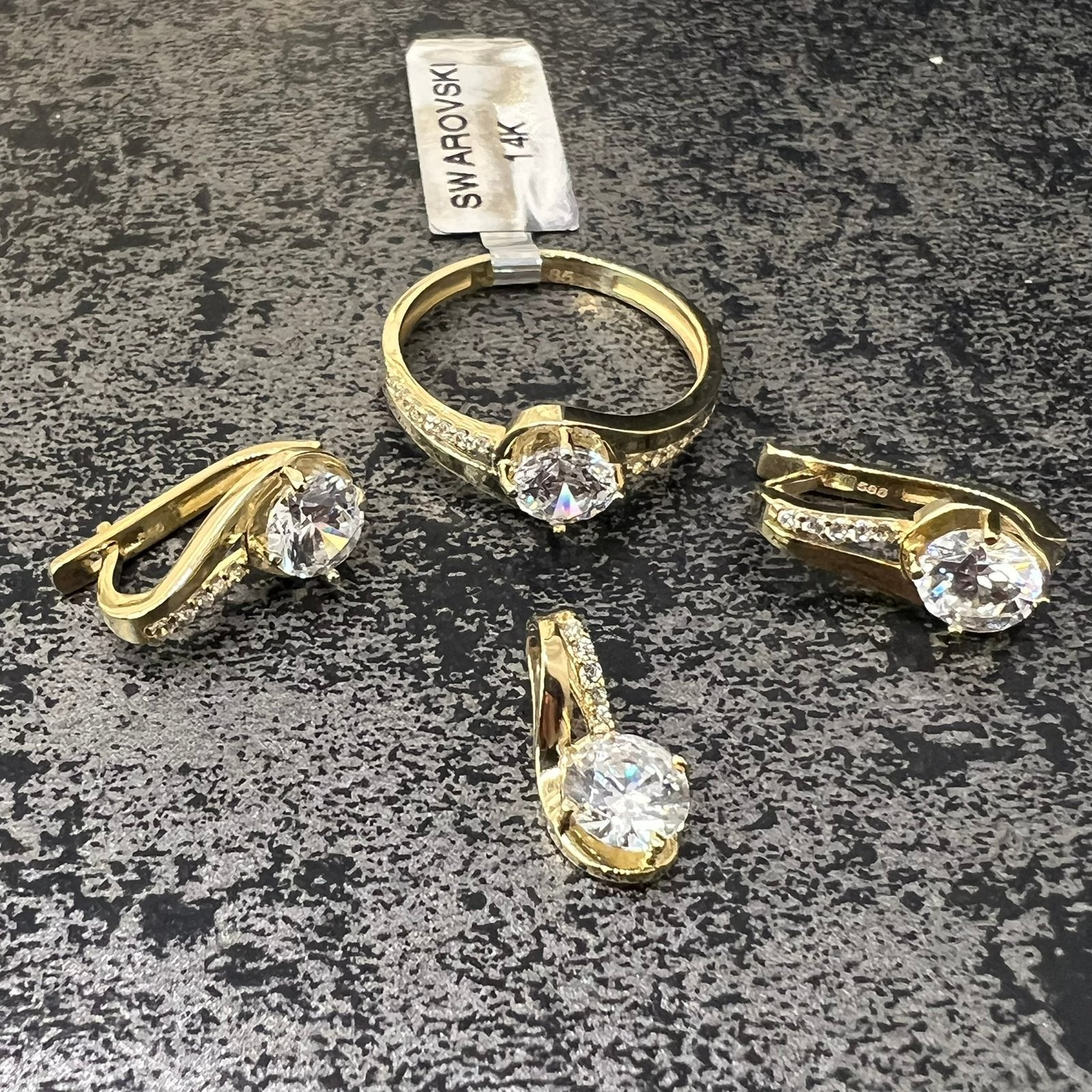 14 karaat gouden ring oorbellen hanger, Sieraden, Tassen en Uiterlijk, Ophalen of Verzenden, Nieuw, Goud