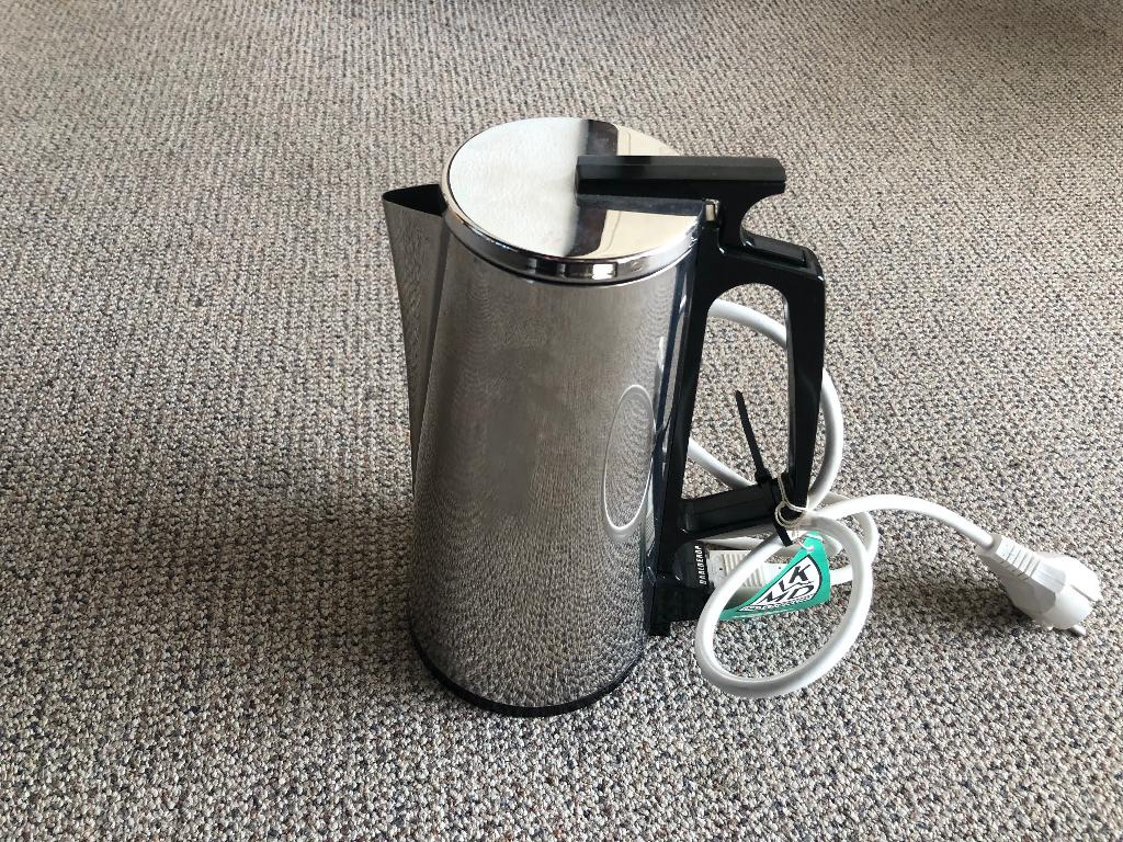 daalderop warmwaterreservoir waterkoker vintage als nieuw, Witgoed en Apparatuur, Waterkokers, 1 tot 2 liter, Ophalen, Zo goed als nieuw