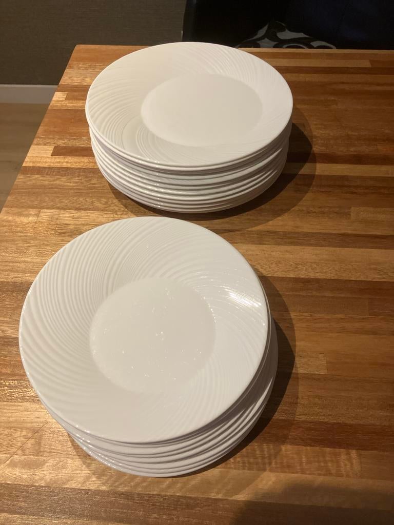 Wedgwood Ethereal 101 Diner/Ontbijtborden (20x) Asym. model!, Ophalen of Verzenden, Gebruikt, Porselein, Bord(en)