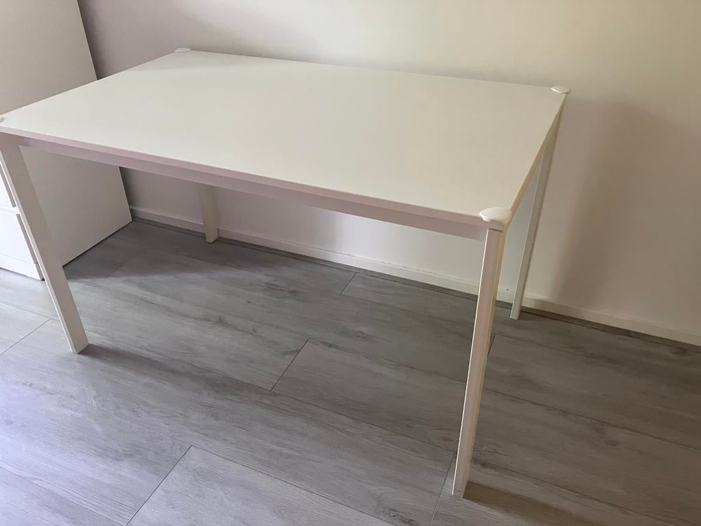 Ikea eettafel Melltorp, Ophalen, 100 tot 150 cm, 50 tot 100 cm, Vier personen