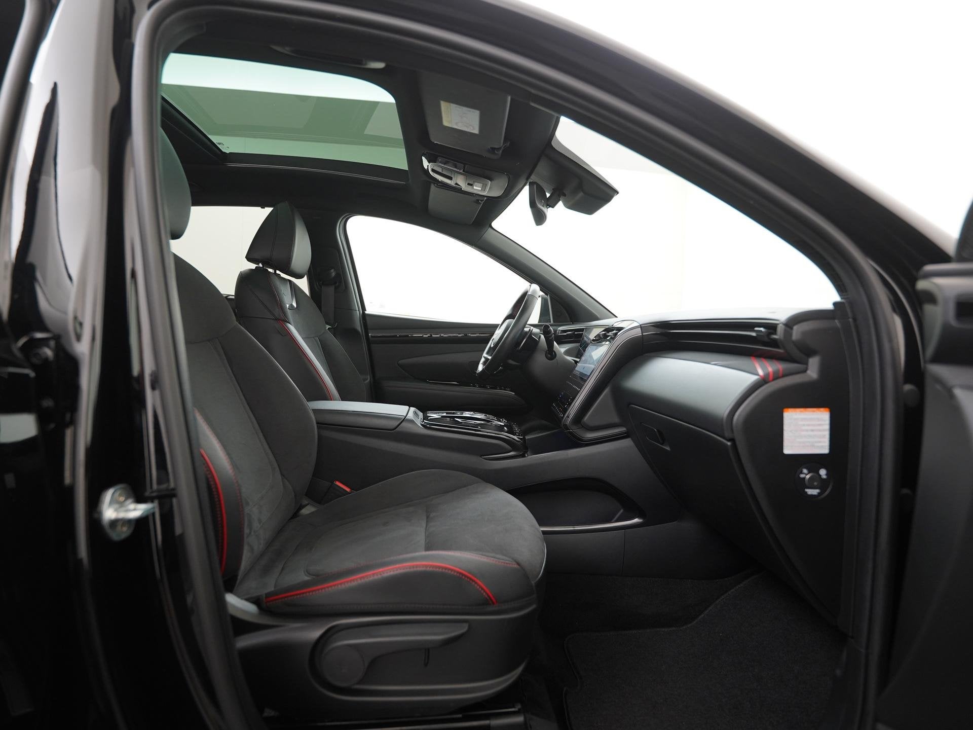 Hyundai Tucson 1.6 T-GDI PHEV N Line Sky 4WD | Panoramadak |, Auto's, Automaat, 14 kWh, Gebruikt, Zwart
