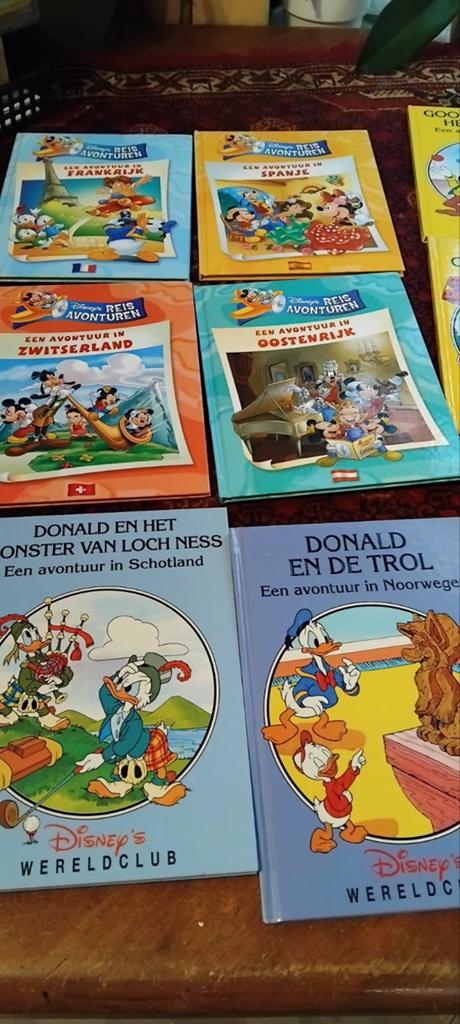 Disney's Wereldclub Boeken - 11 stuks, Boeken, Ophalen