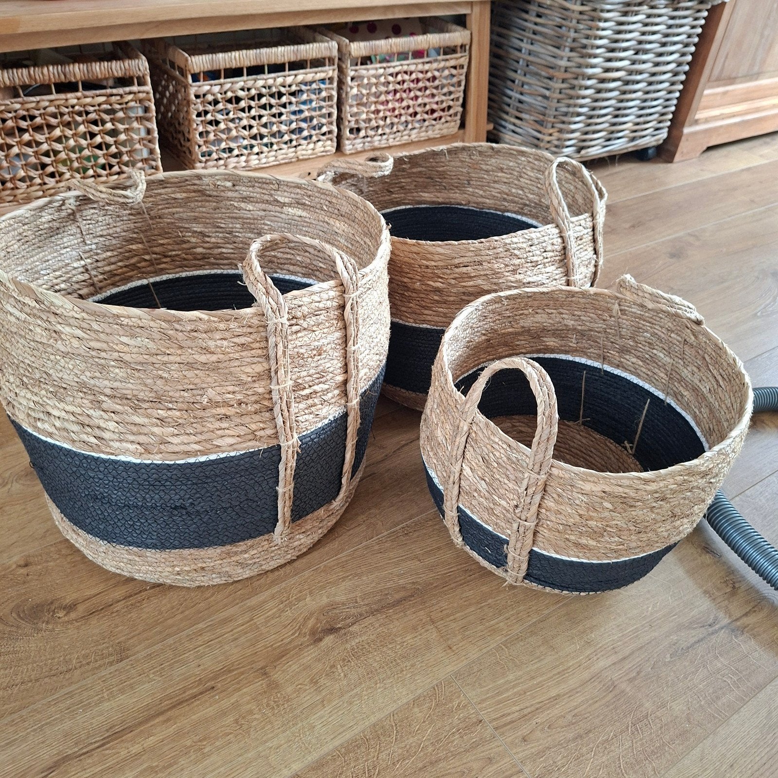 VT Wonen manden set - 3 stuks rieten opbergmanden, Huis en Inrichting, Ophalen, Gebruikt, Mand, Rond