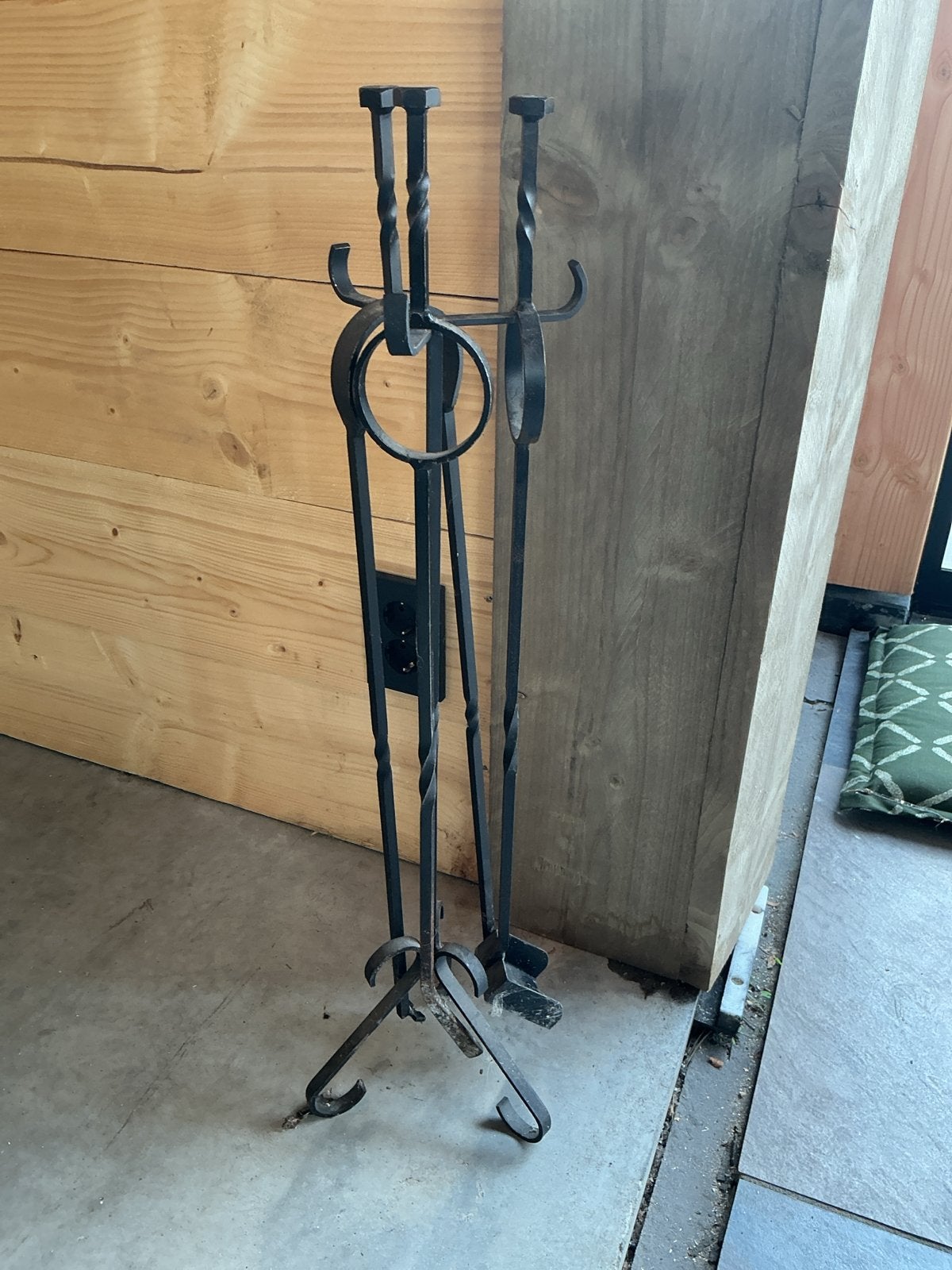 Antieke vintage haardset - Zwart smeedijzer, Verzenden, Gebruikt, Vrijstaande haard, Overige soorten