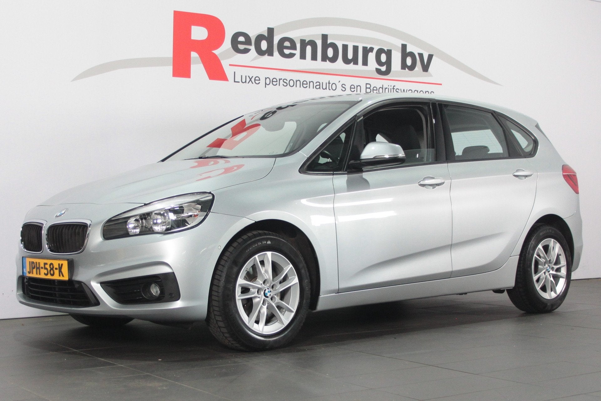 BMW 2 Serie Active Tourer 220i Luxury - Automaat - Navi / Ca, 1998 cc, 730 kg, Gebruikt, Euro 6