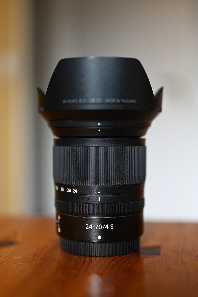 Nikon NIKKOR Z 24-70mm f/4 S, Audio, Tv en Foto, Fotografie | Lenzen en Objectieven, Gebruikt, Standaardlens, Nikon, Nikon Z-mount
