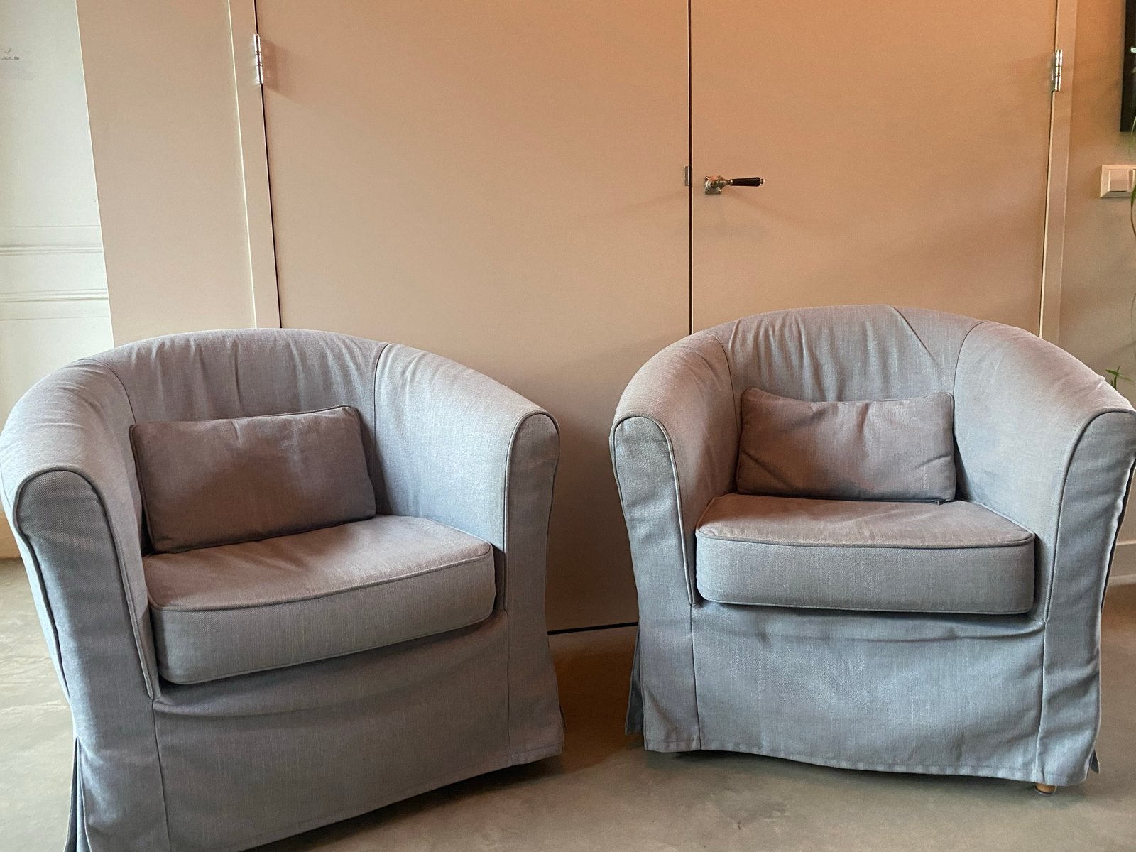 Twee comfortabele lichtgrijze ikea fauteuils met hoezen, Ophalen, 75 tot 100 cm, Zo goed als nieuw, Stof