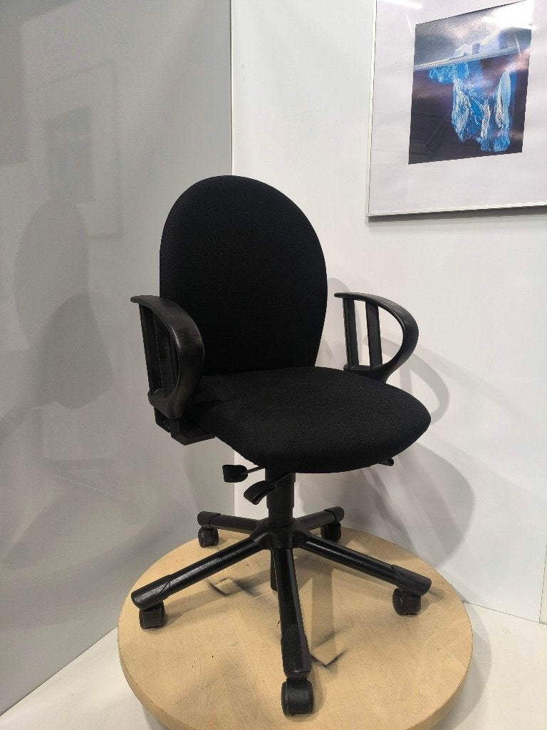 Interstuhl ergonomische bureaustoel – zwart – €70/st, 15st, Huis en Inrichting, Bureaustoelen, Gebruikt, Zwart, Ophalen of Verzenden