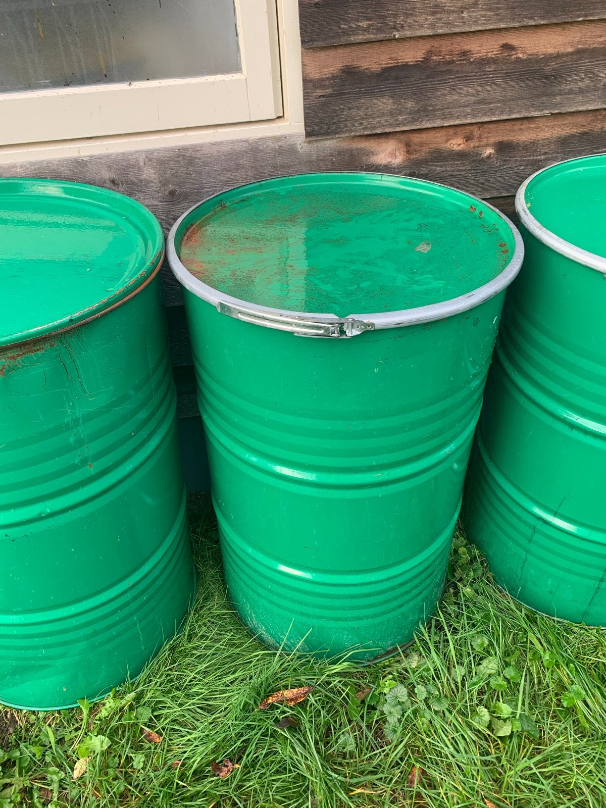 Regenton of vuurton - Groene metalen vaten, Tuin en Terras, 150 liter of meer, Ophalen, Gebruikt, Metaal