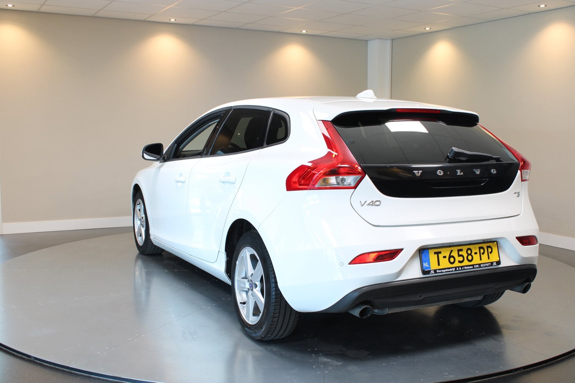 Volvo V40 1.6 T3 *Distr.riem VV!* 88.312Km|150Pk|Cruise|Clim, Voorwielaandrijving, Gebruikt, 4 cilinders, 150 pk