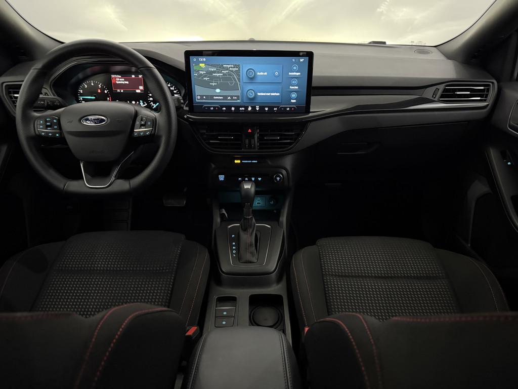 Ford Focus 1.0 EcoBoost Hybrid ST Line 155PK Camera, Navi, K, Stof, Gebruikt, Lane Keeping Assist, 19 km/l
