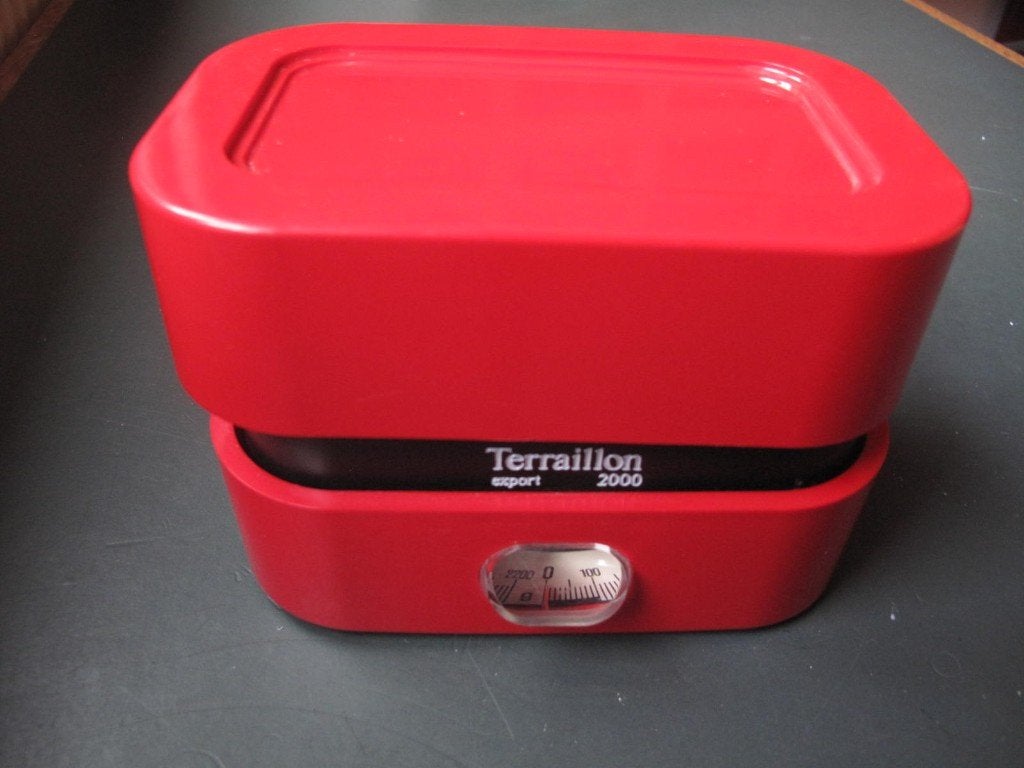 Teraillon bureau weegschaal, Ophalen of Verzenden, 12 cm, Rood, Overige typen