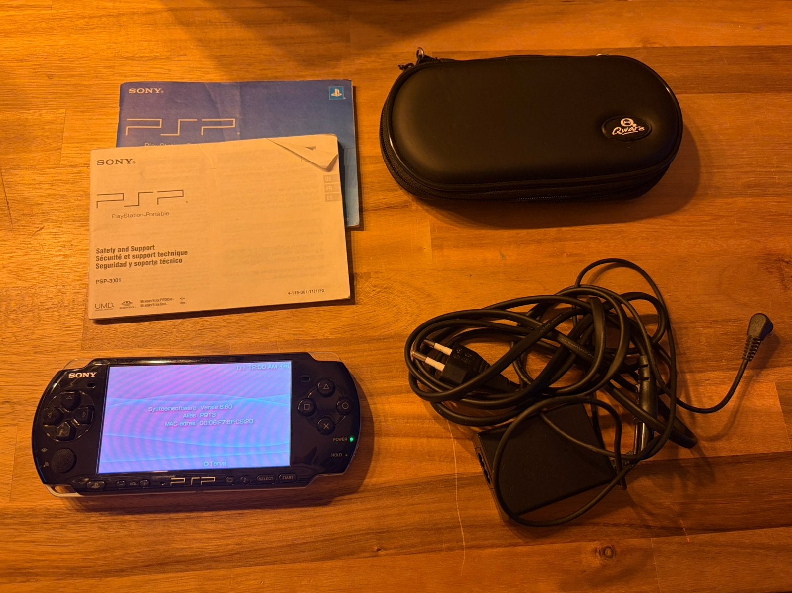 Sony PSP 3000 (Slim and Lite), Spelcomputers en Games, Ophalen, Gebruikt, PSP 3000